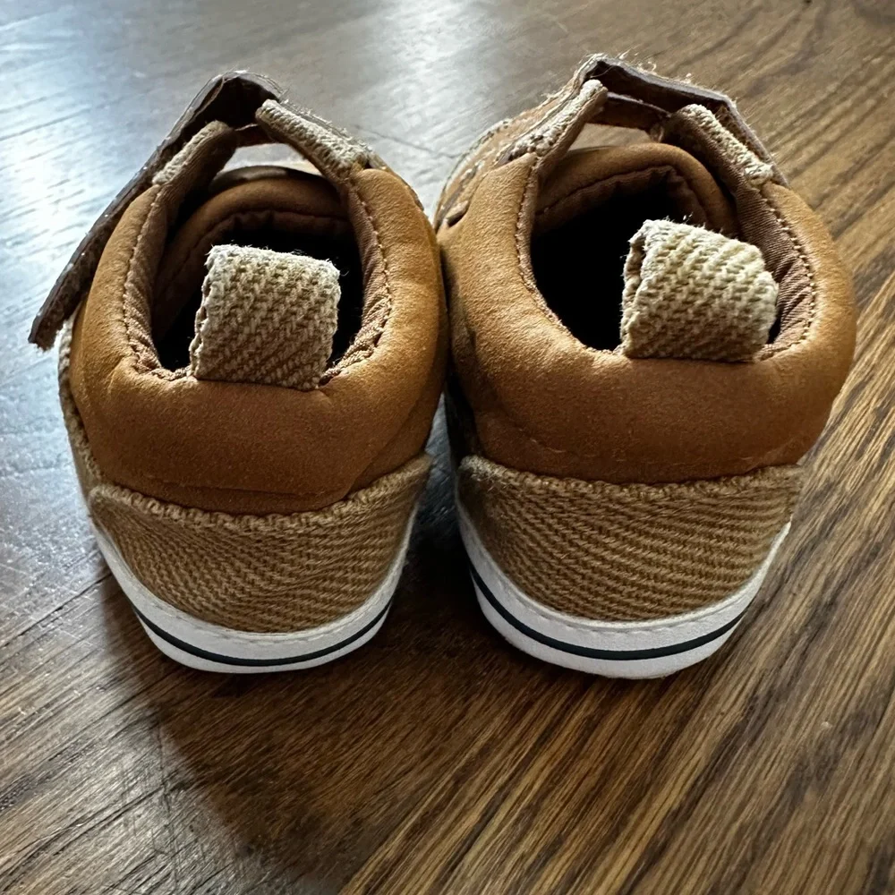 Carter’s Brown Baby Soft Sneakers, size 6-9M